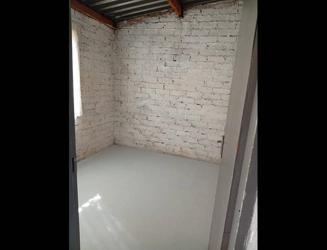 1 BEDROOM PROPERTY TO RENT IN ZONKIZIZWE